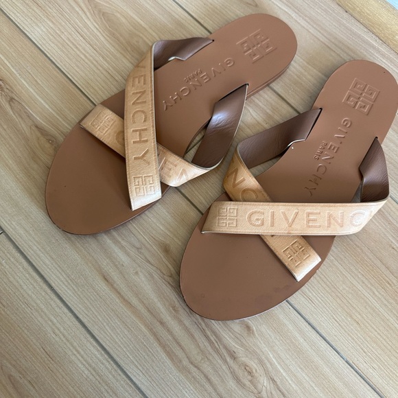 Givenchy Logo Slide Sandals Tan - Picture 4 of 9